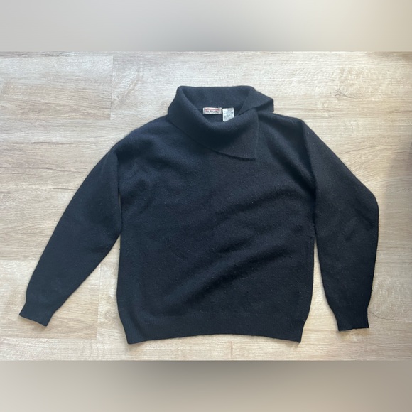 Talbots Black Angora & Lambswool Pullover Timeless Classic Sweater size M - Picture 2 of 8
